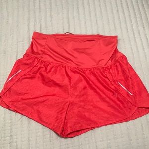 All in motion high-waisted short